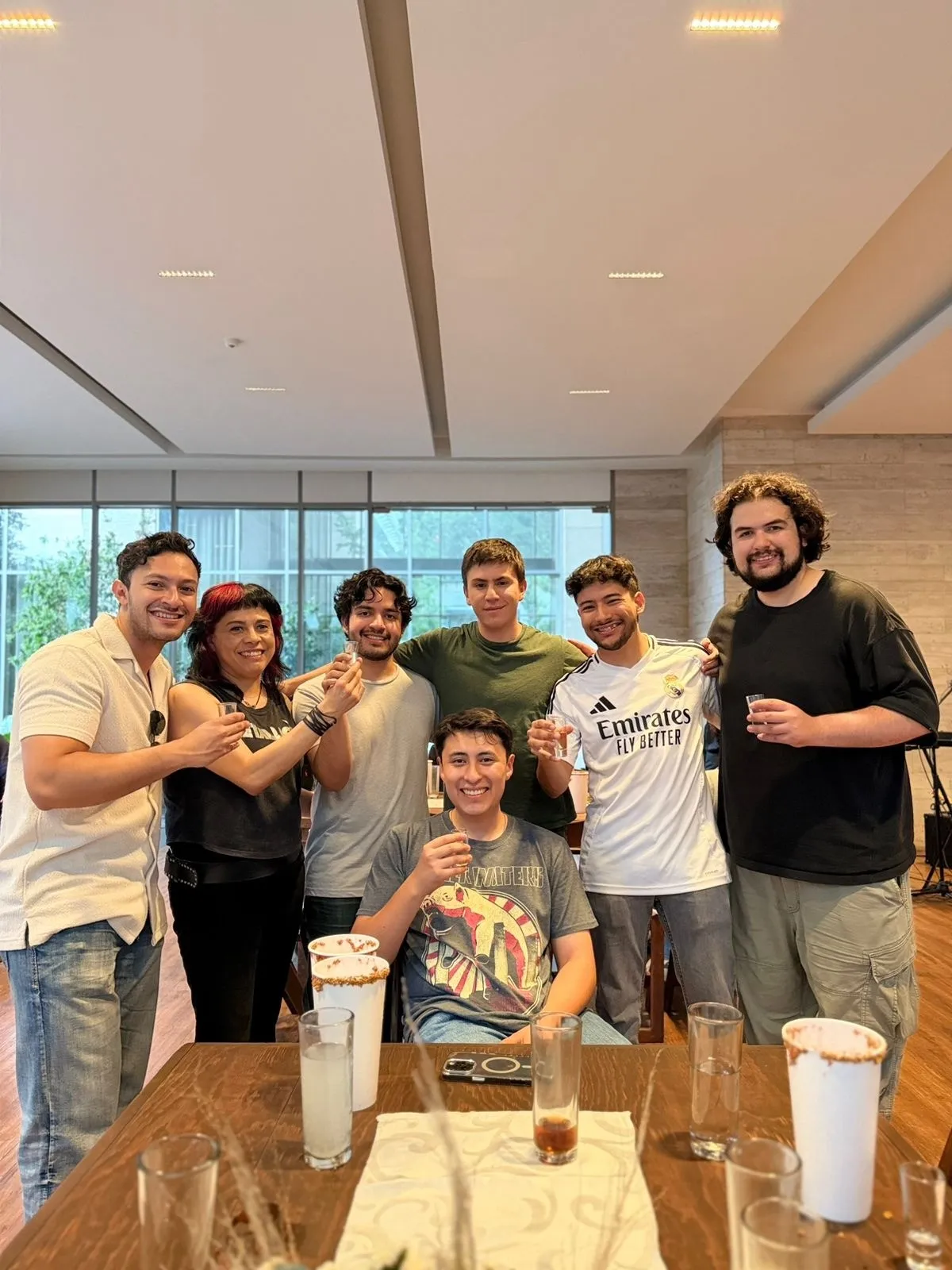 Polaris celebrando en un evento privado